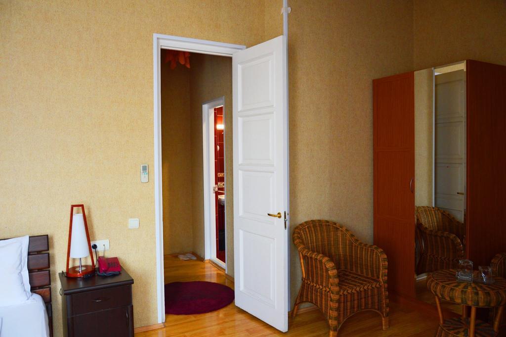 Argo Palace Tbilisi Rom bilde